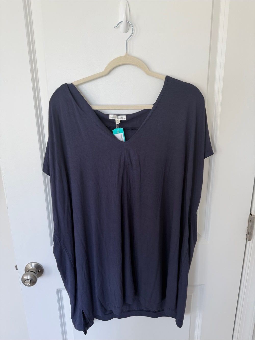 nine britton Navy V-Neck Relaxed Tunic
